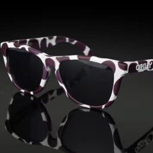 Oakley Frogskin Dalmatian Limited Edition NIB + Unworn